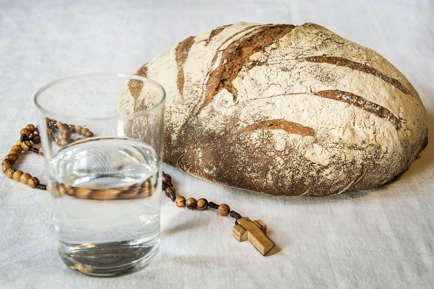 Titre : Ramadhan et Carême : un contraste révélateur en Europe