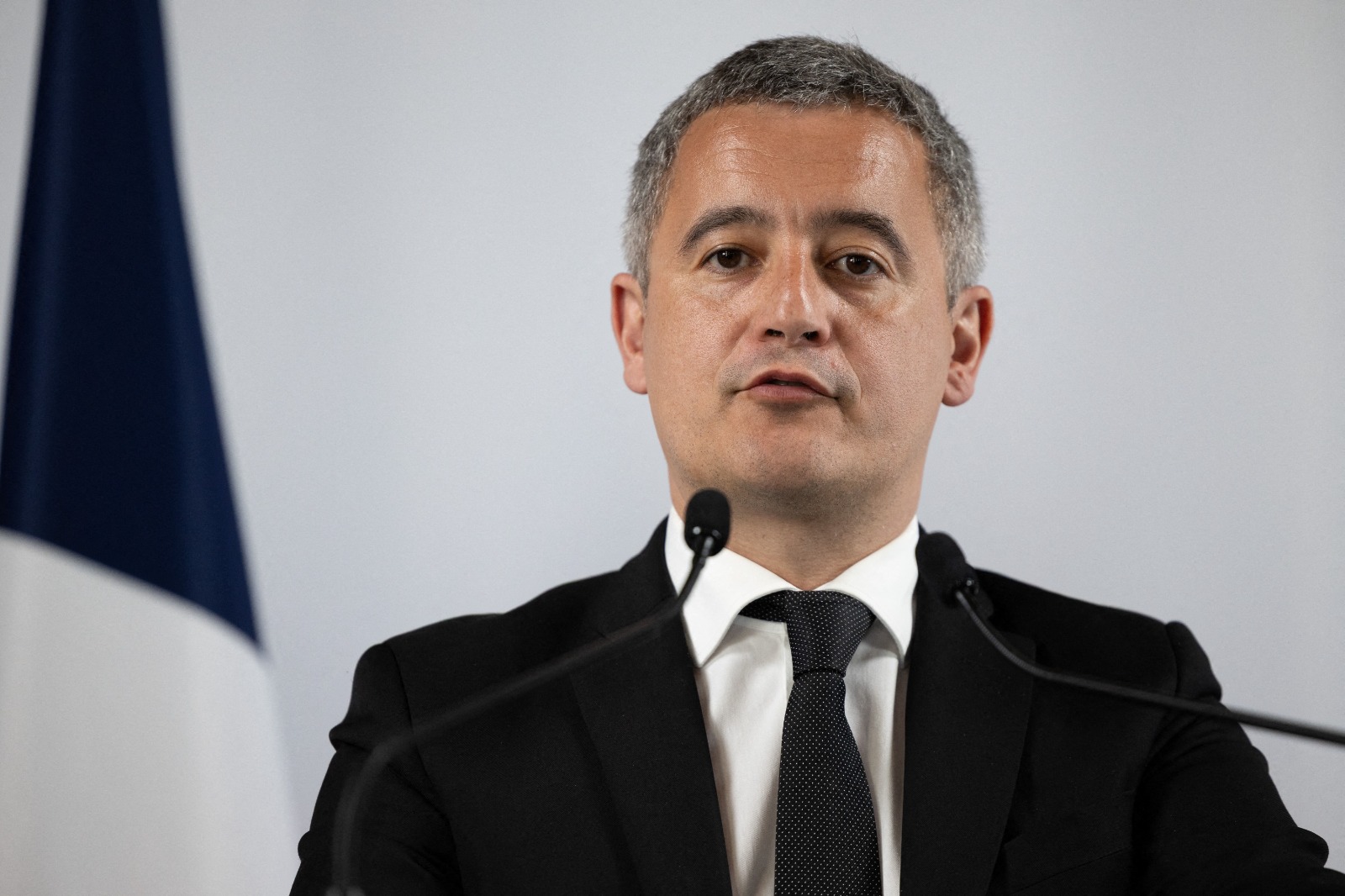 Gérald Darmanin Propose des Frais d’Incarcération pour Détenus
