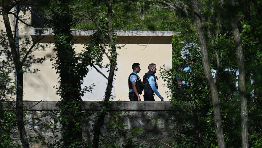 Meurtre barbare dans une mosquée du Gard : le coupable en fuite