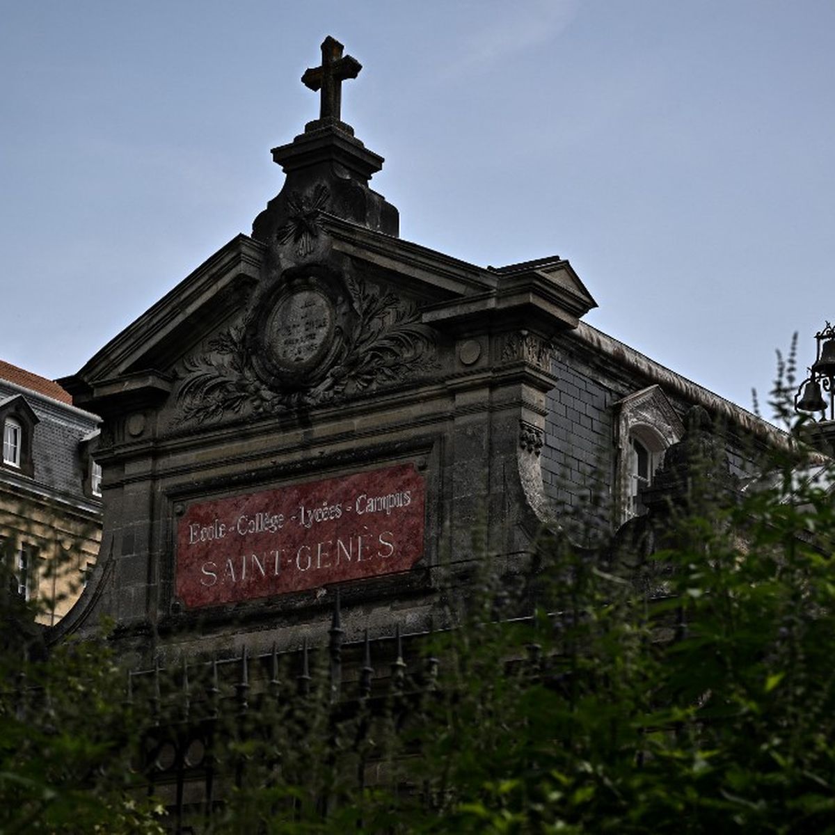 Ex-Instituteur D’une École Privée Bordelaise Mis En Examens Pour Des Viols Aggravés
