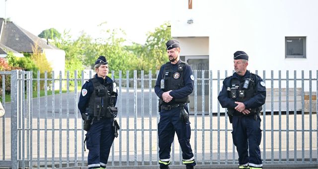 Renforcement de la sécurité dans les établissements scolaires après une attaque au couteau