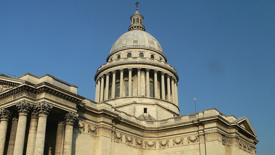 Une adolescente de 17 ans se suicide du haut du Panthéon