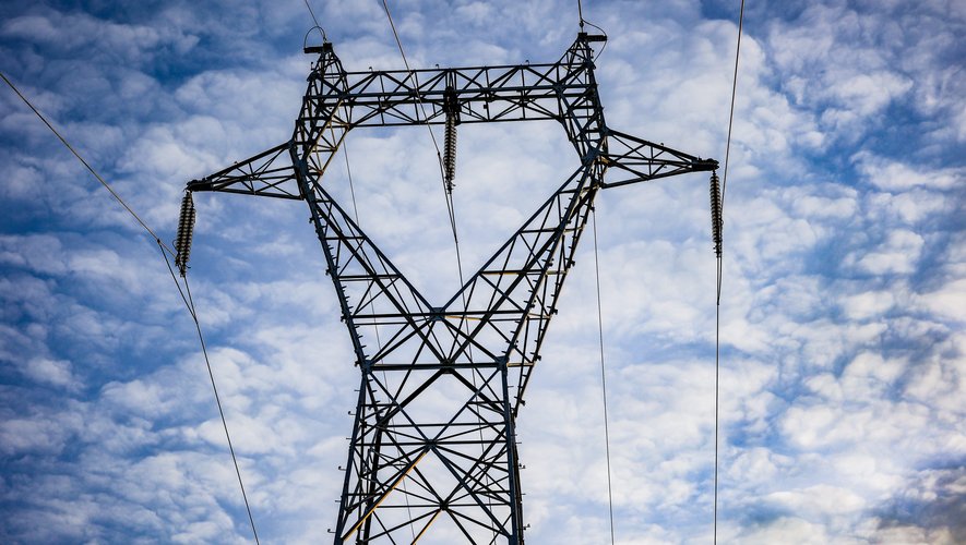 Incendies volontaires et dégradations causent une importante panne électrique en Alpes-Maritimes