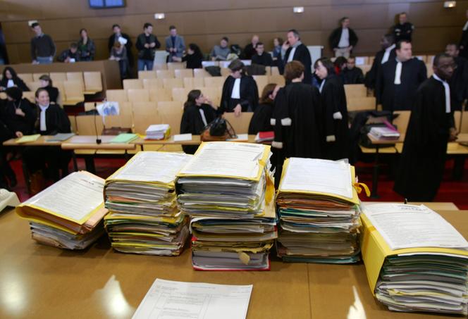 L’effondrement de la justice française : les internautes s’autorisent à mener des enquêtes parallèles