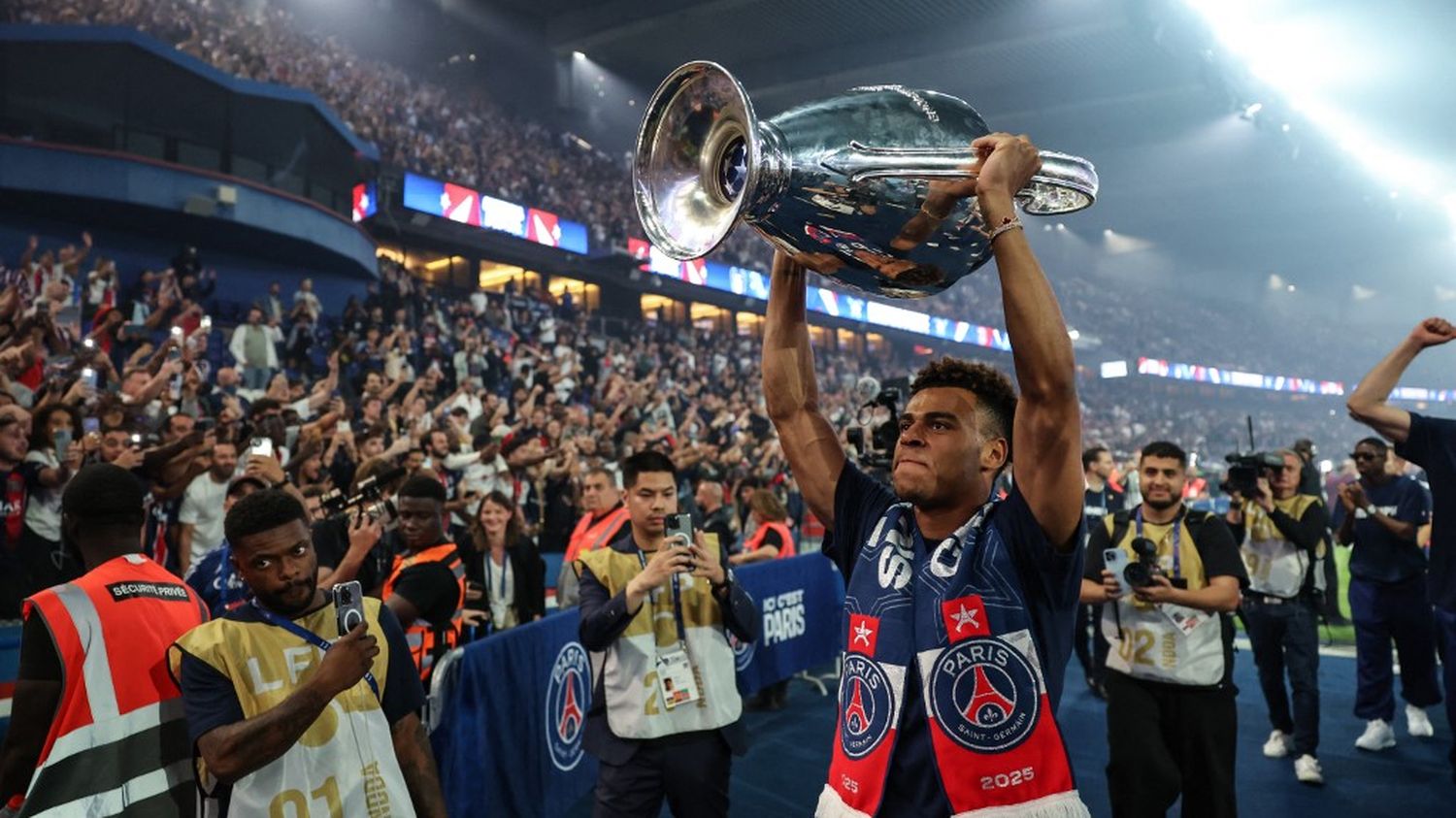 PODCAST : Des fêtes chaotiques après la victoire du PSG et des violences inquiétantes dans les rues
