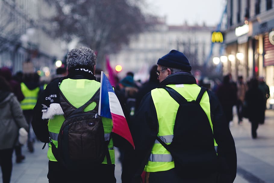 La France en déclin : les ministres confirment une crise économique inéluctable