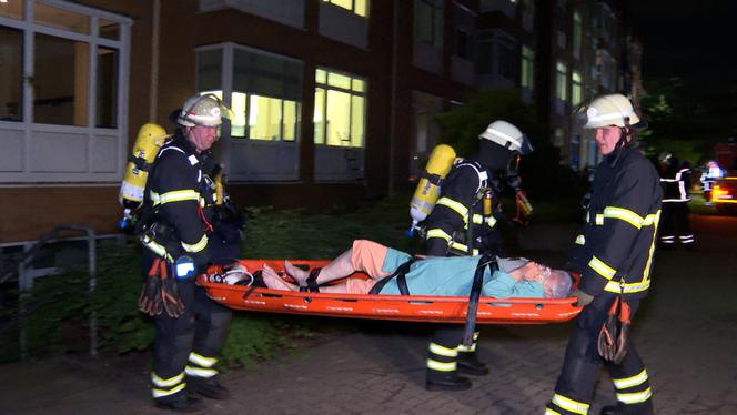 Incendie meurtrier dans un hôpital de Hambourg : trois victimes et 34 blessés, une tragédie qui scandalise l’Allemagne