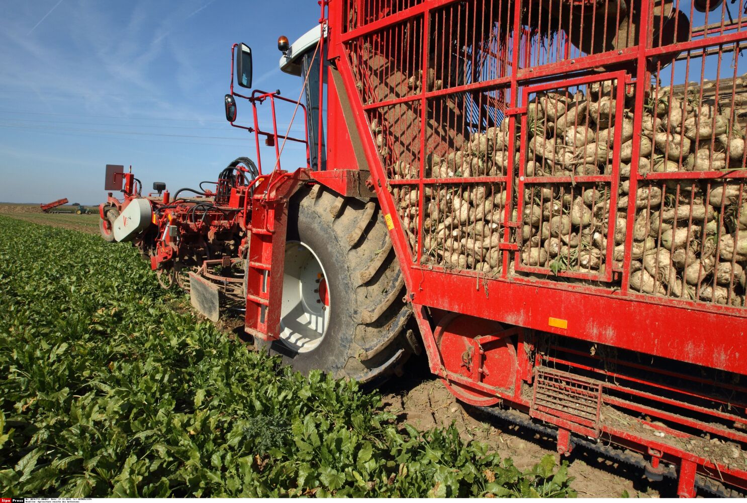 L’agriculture en crise : Une réunion contestée dans les Vosges