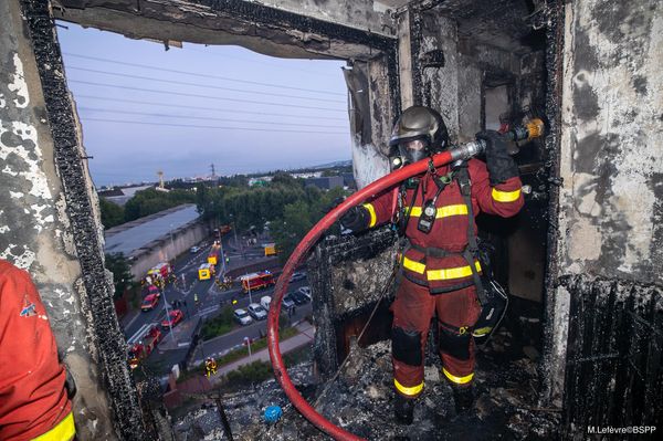 Tragique incendie à Villeneuve-la-Garenne : un enfant perdu dans les flammes