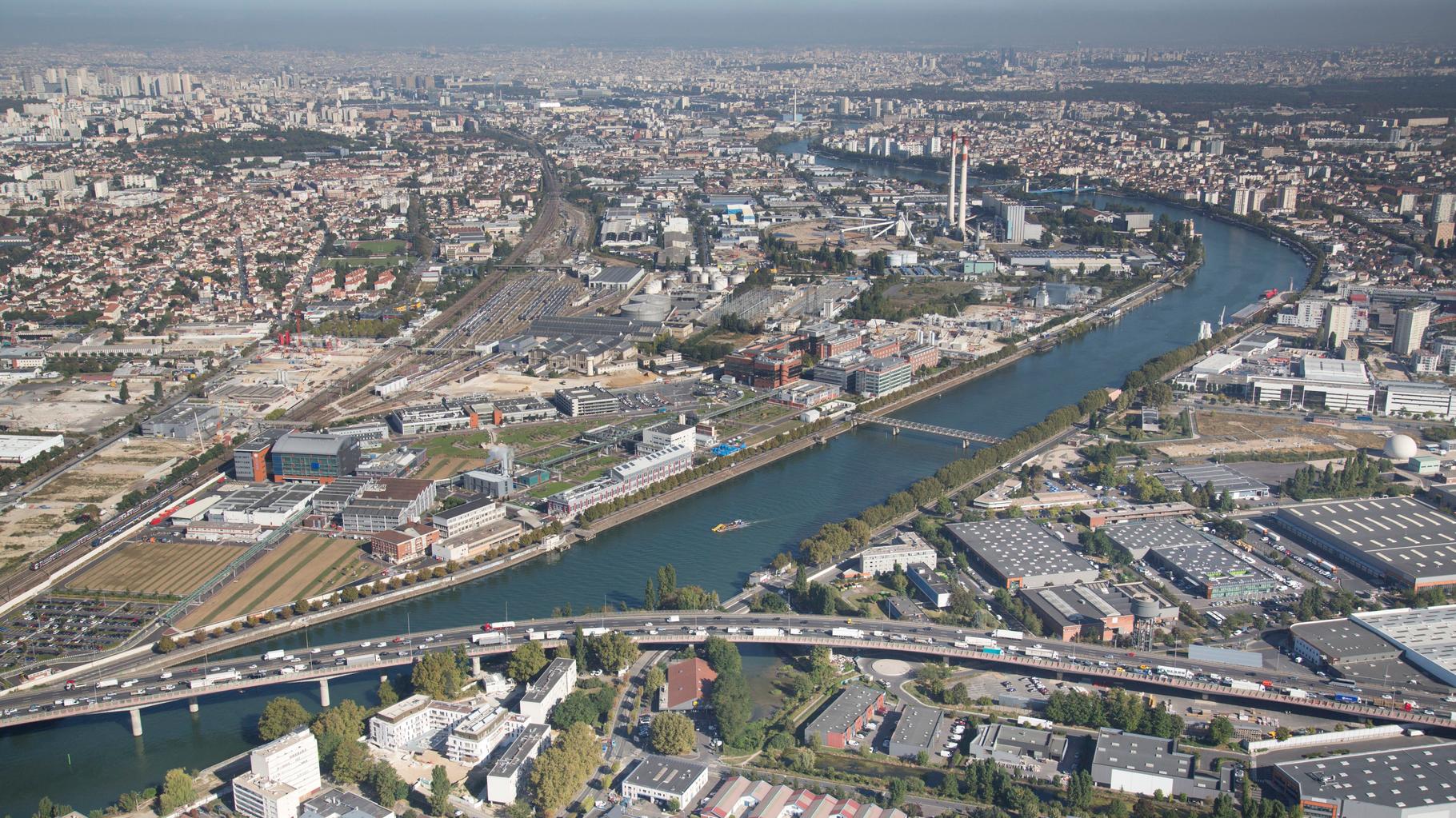 Un tueur en série homophobe soupçonné d’avoir commis quatre meurtres sur les bords de la Seine