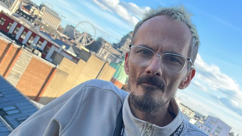 Mort tragique de Jean Pormanove : des accusations de torture et d’humiliation spectaculaire