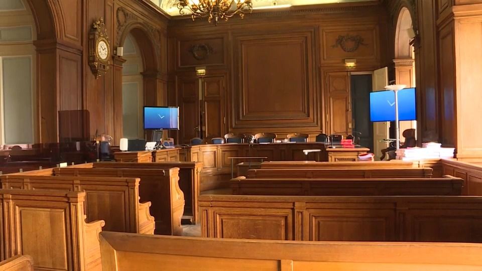 La justice parisienne condamne un ancien policier pour meurtre envers sa compagne