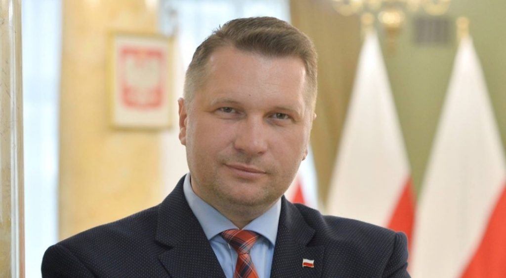 Le ministre polonais de l’Éducation veut imposer une éducation à la santé liée aux idéologies LGBT
