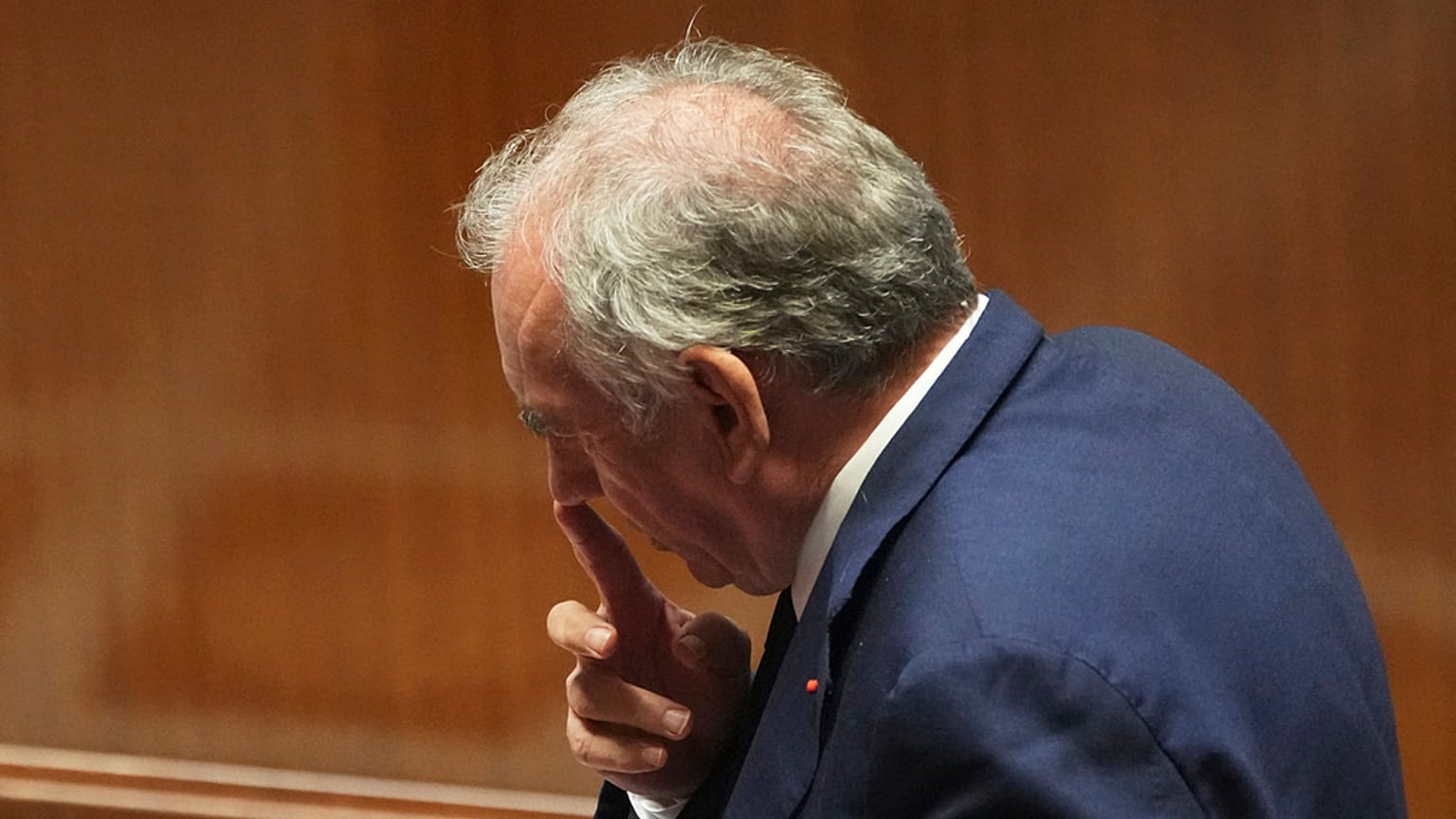 Bloquons Tout : La France sombre dans le chaos sous les coups de François Bayrou et d’Emmanuel Macron