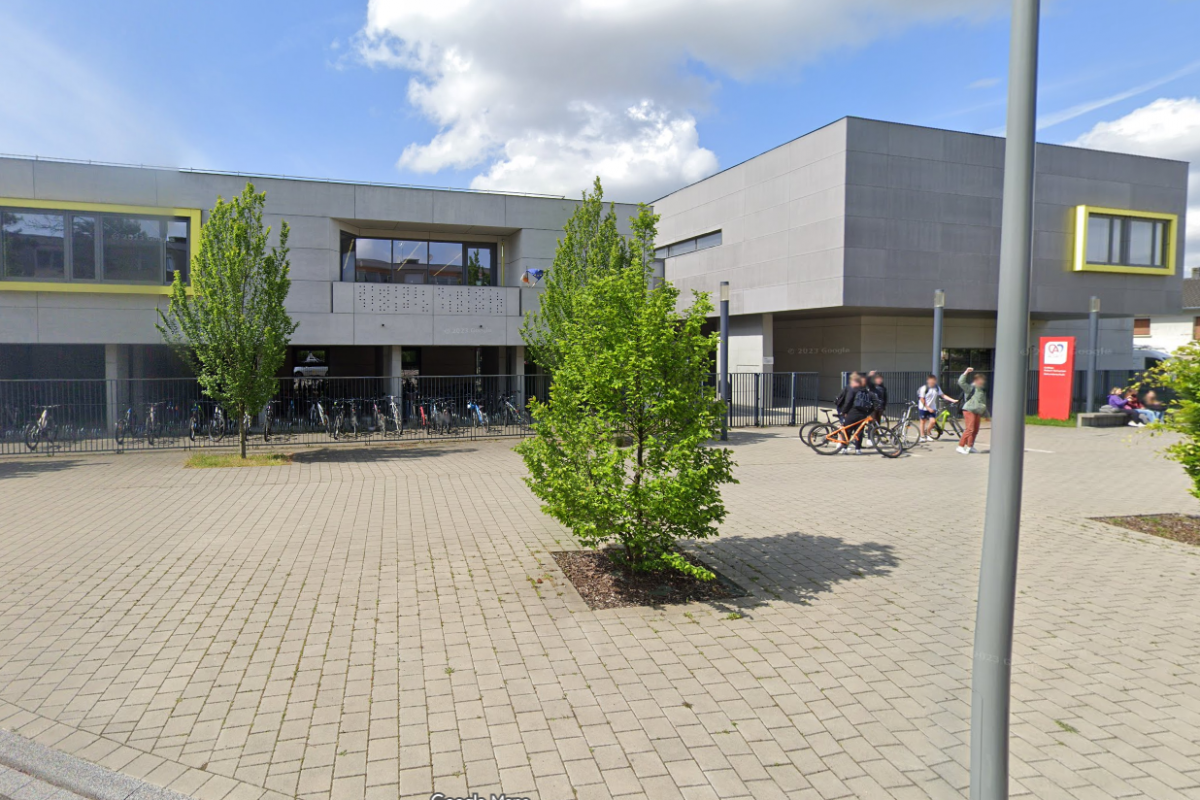 Un jeune de 14 ans attaque sa professeure dans un collège du Bas-Rhin : une tragédie inacceptable