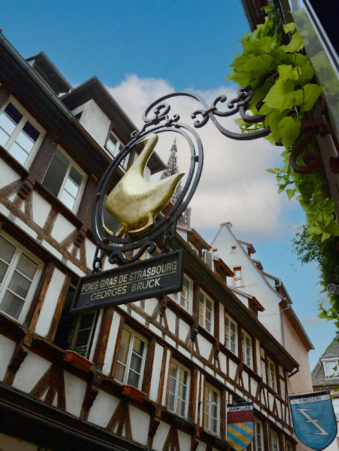 Strasbourg : La Maison Georges Bruck éclaire la France avec son savoir-faire unique