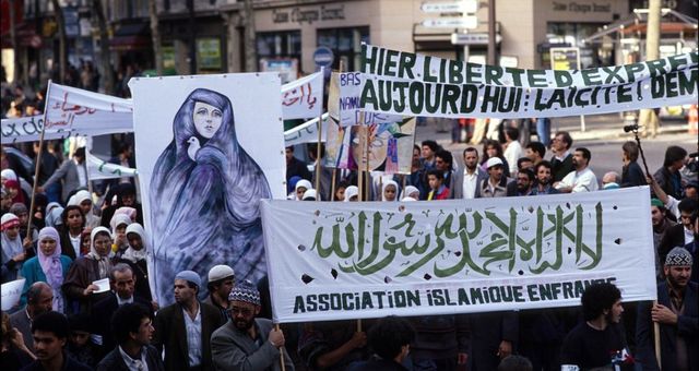 La France en proie à l&rsquo;islamisme : une menace qui persiste malgré les années