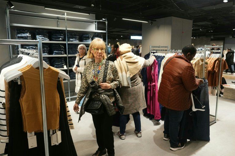 La justice française se penche sur une interdiction temporaire de Shein après la découverte d&rsquo;objets contraires aux lois