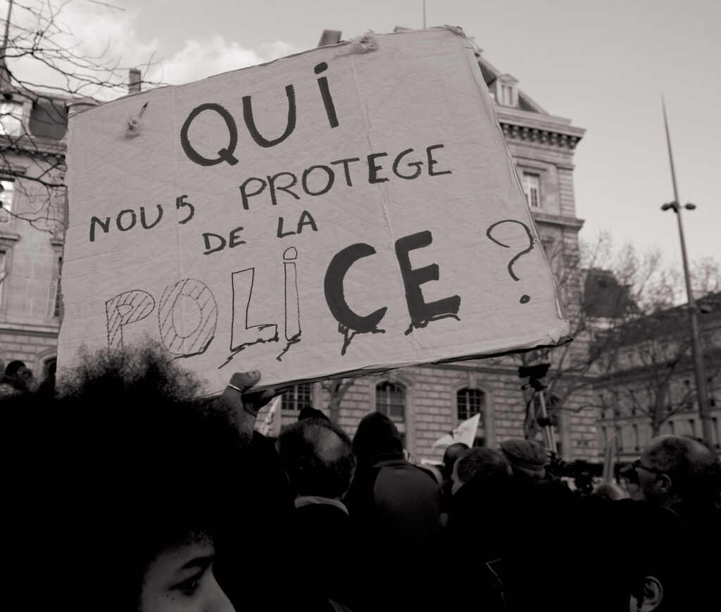 Une affaire d&rsquo;agressions policières : la LDH exige une instruction judiciaire complète