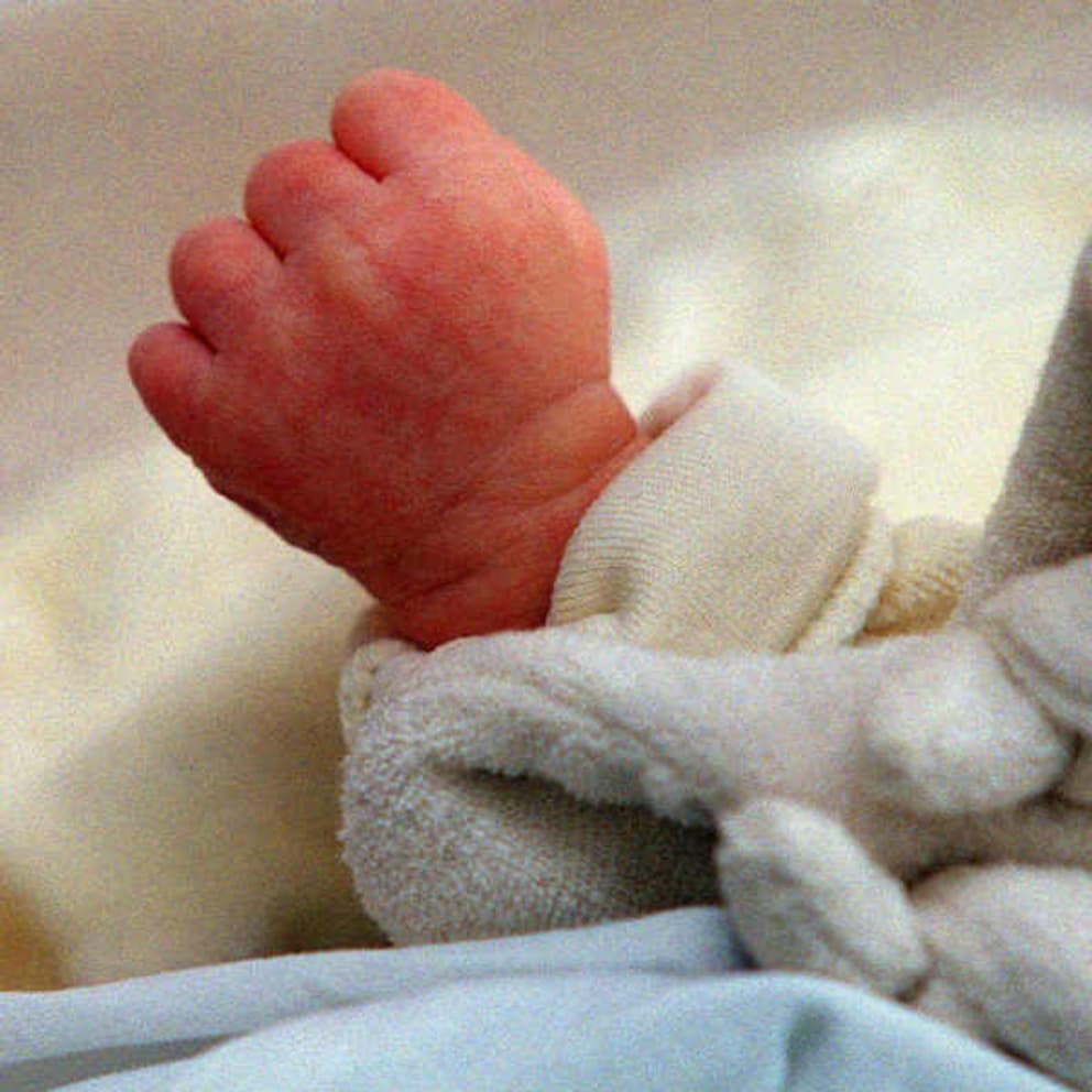 Un homme transgenre condamné au Royaume-Uni après avoir caché sa naissance biologique à son partenaire